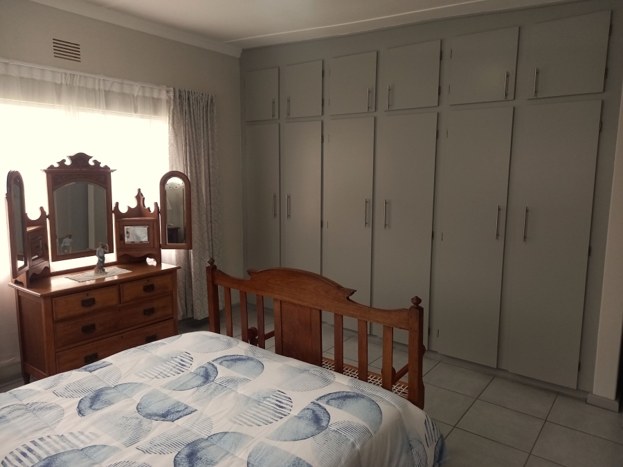 3 Bedroom Property for Sale in Sedgefield Central Western Cape